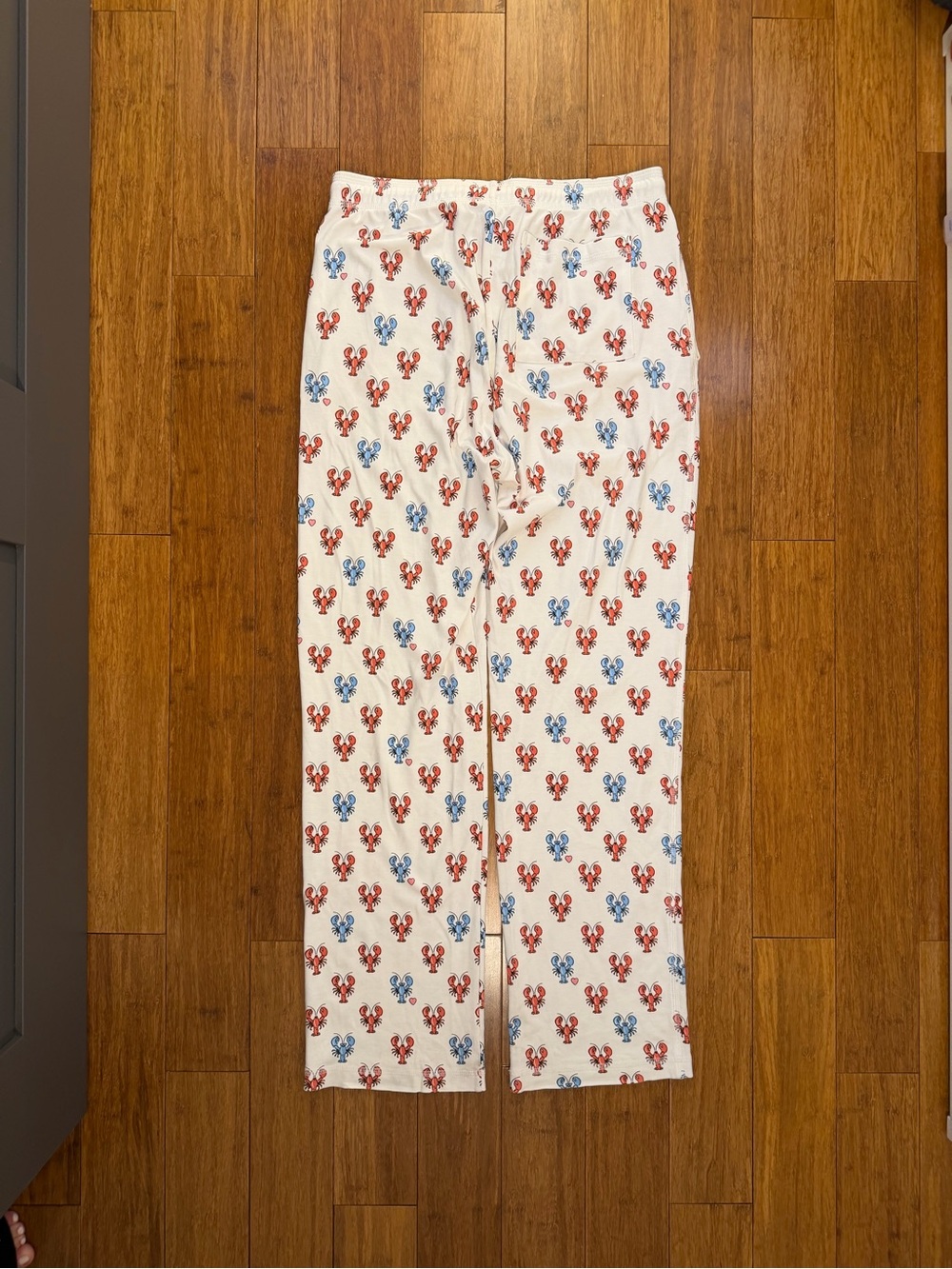 Roller Rabbit Men’s Lobster Pajama Set - Picture 8 of 9
